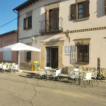Don Camino Low Cost Villalcázar de Sirga المظهر الخارجي الصورة